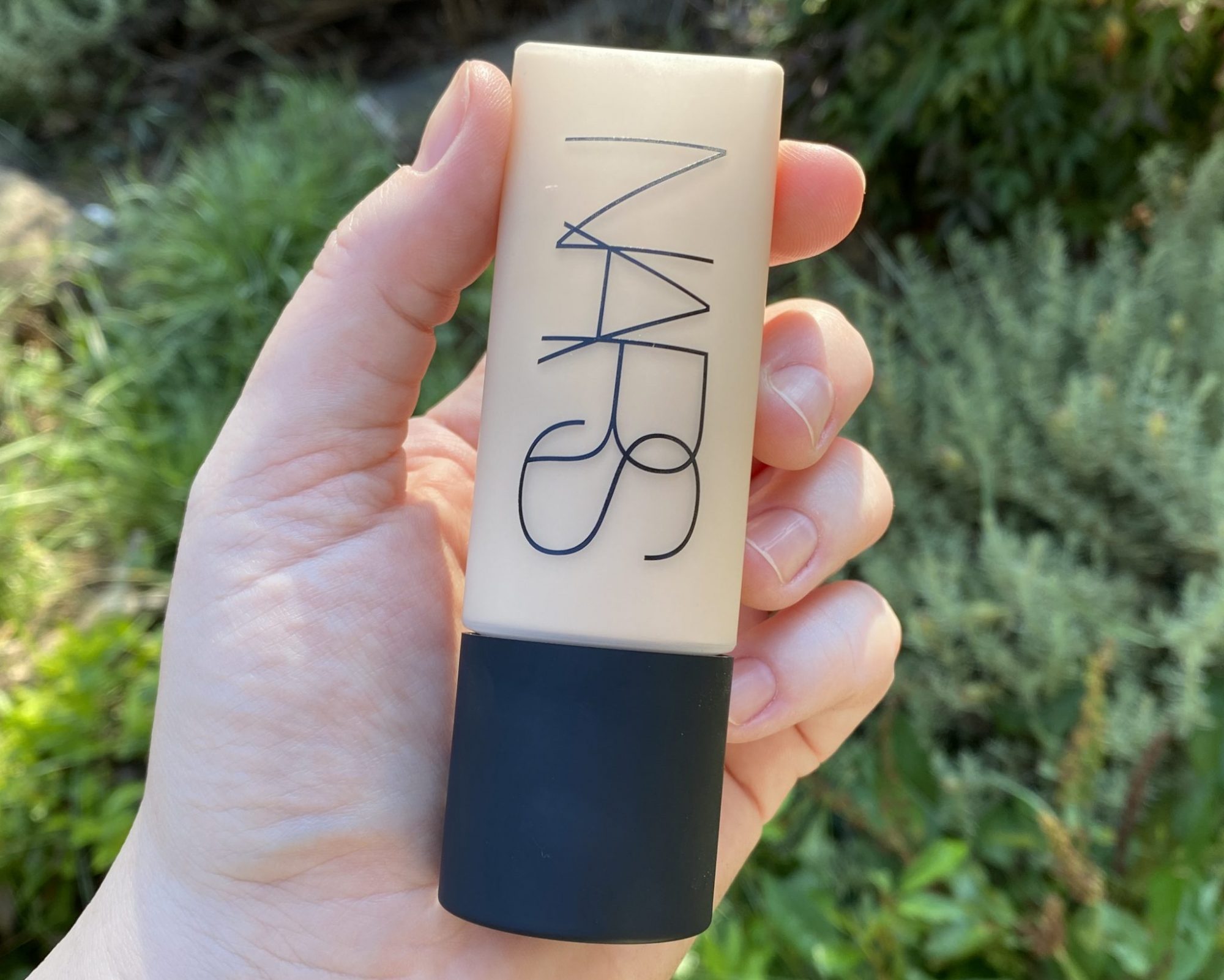 Nars Soft Matte Complete Foundation Review