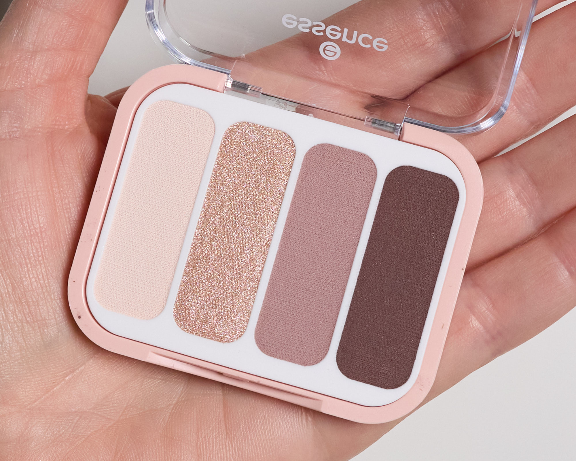 Essence The Nude Edition Mini Eyeshadow Palette