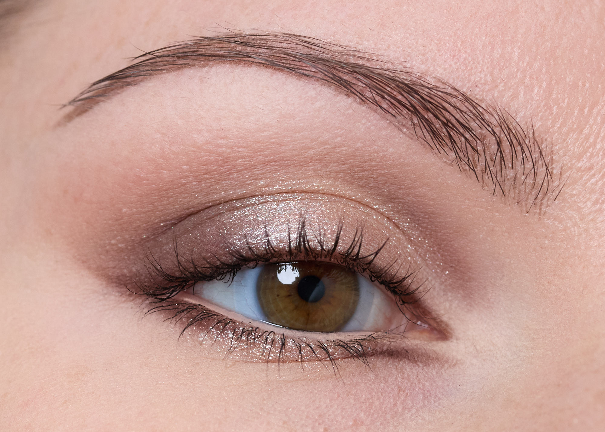 Essence The Nude Edition Mini Eyeshadow Palette Look 1
